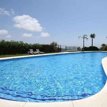103 - Luxurious 3 Bed Duplex Penthouse With Stunning Mountain Views