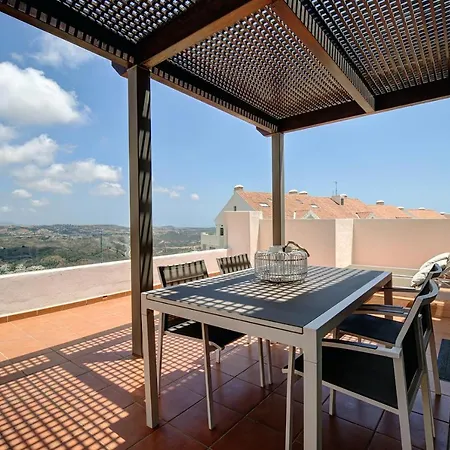 103 - Luxurious 3 Bed Duplex Penthouse With Stunning Mountain Views