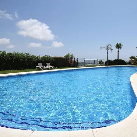 103 - Luxurious 3 Bed Duplex Penthouse With Stunning Mountain Views Apartment *